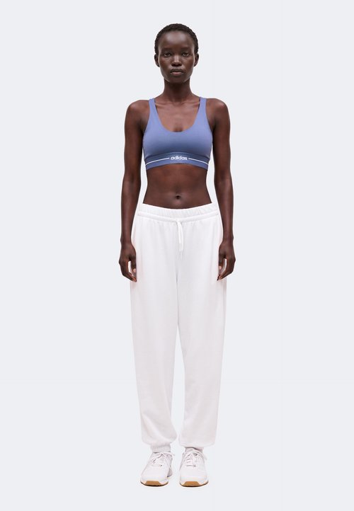 adidas ESSENTIALS SMALL LOGO CUFFED PANTS - Tracksuit bottoms - white — foto 2