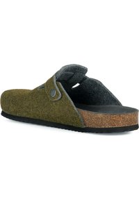 Zoccolo in feltro verde con una fascia in feltro grigio, dettagli in sughero e una suola in gomma nera testurizzata. Presenta un pulsante laterale per una vestibilità regolabile.