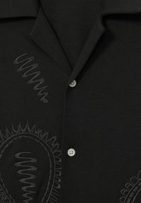 REGULAR FIT - STOCKWELL PAISLEY-EMBROIDERED  - Cămașă - black