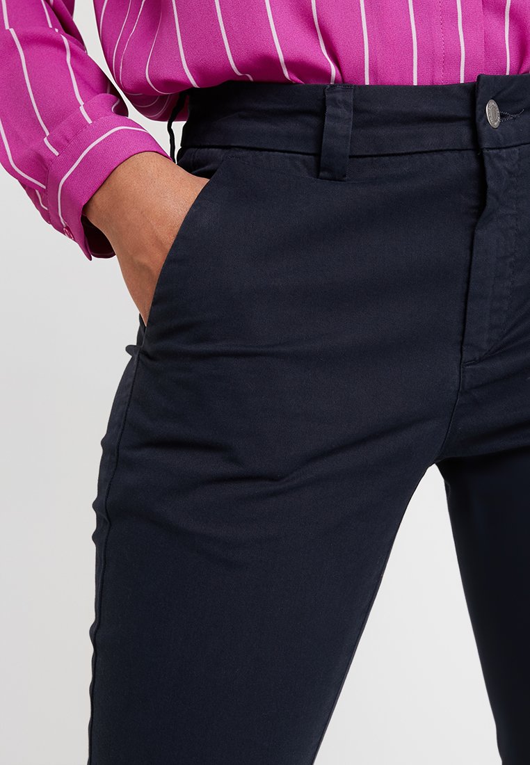 Damer SLFMEGAN - Chino Damer SLFMEGAN - Chino