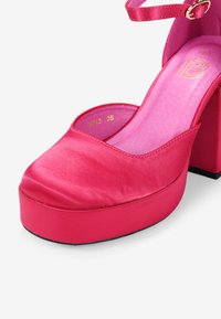 Bosanova Zapatos de plataforma - rosa