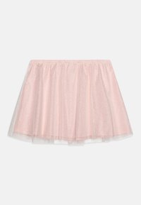 Jupe en tulle rose avec une taille élastique, présentant un design superposé et de subtils accents scintillants. Texture douce avec une finition semi-transparente.