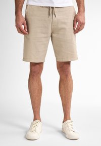 Petrol Industries - Shorts - light tan Thumbnail Image 1