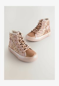 Nepasirinkta, gold-coloured