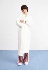 Nike Sportswear - TCH FLC OS DUSTER - Classic coat - pale ivory/(black) Thumbnail Image 1
