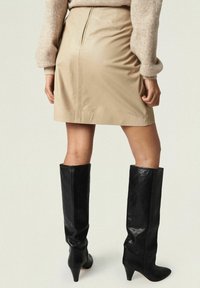 Soaked in Luxury SLOLICIA  STUDIO - Suknja A kroja - trench coat