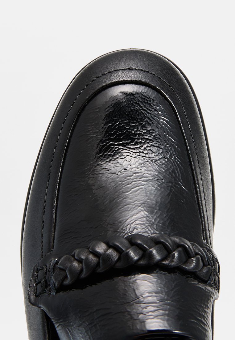 SCULPTED LX