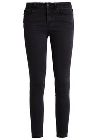 Jean slim noir pour femme avec fermeture par bouton et zip, poches avant et passants de ceinture, présenté sur fond blanc.
