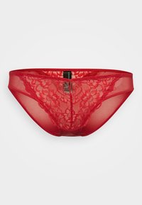 Rode kanten bikini ondergoed met een doorzichtige mesh achterkant en een bloemenpatroon. Randen hebben een geschulpte afwerking voor extra detail.