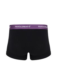 Czarne bokserki z purpurowym elastycznym pasem z logo "PAKOLORENTE" w białym kolorze. Gładka tekstura i dopasowany krój.