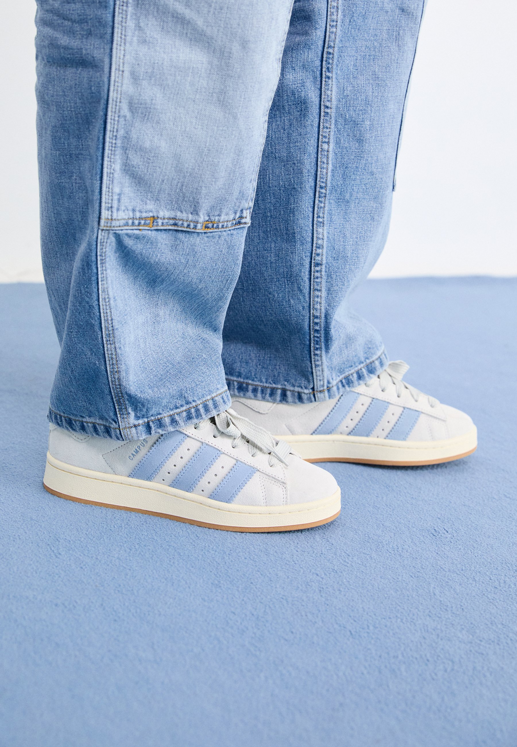 adidas campus grey one white