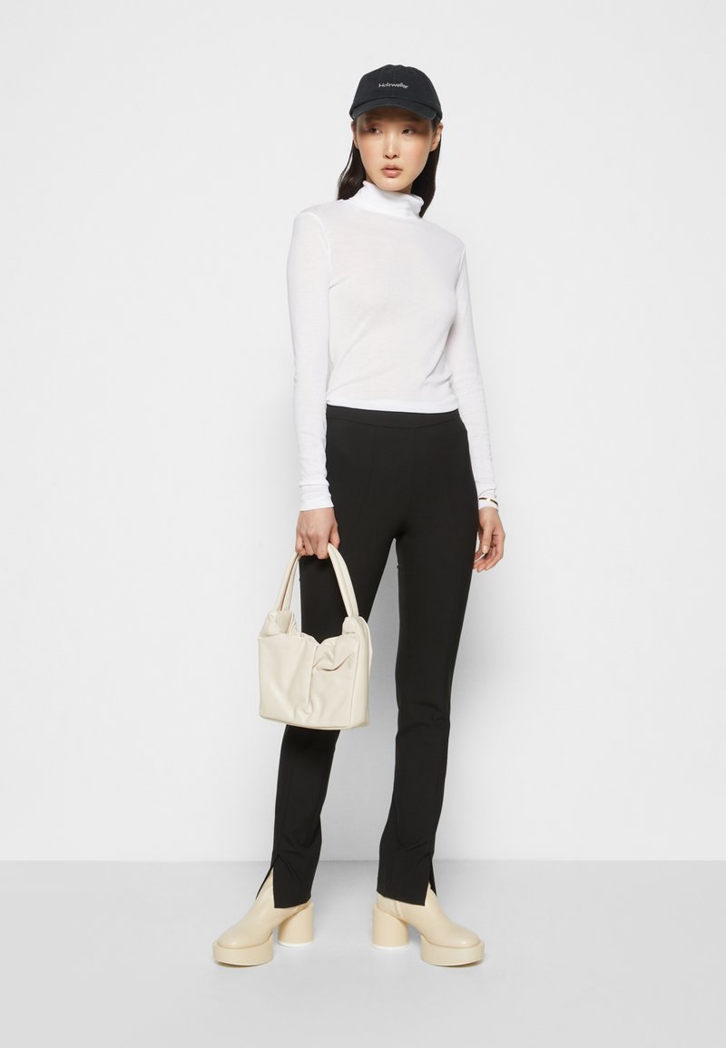 Damen Kleider | Holzweiler SARA CLASSIC TURTLE Langarmshirt white/weiß - IN78792 Damen Kleider | Holzweiler SARA CLASSIC TURTLE Langarmshirt white/weiß - IN78792