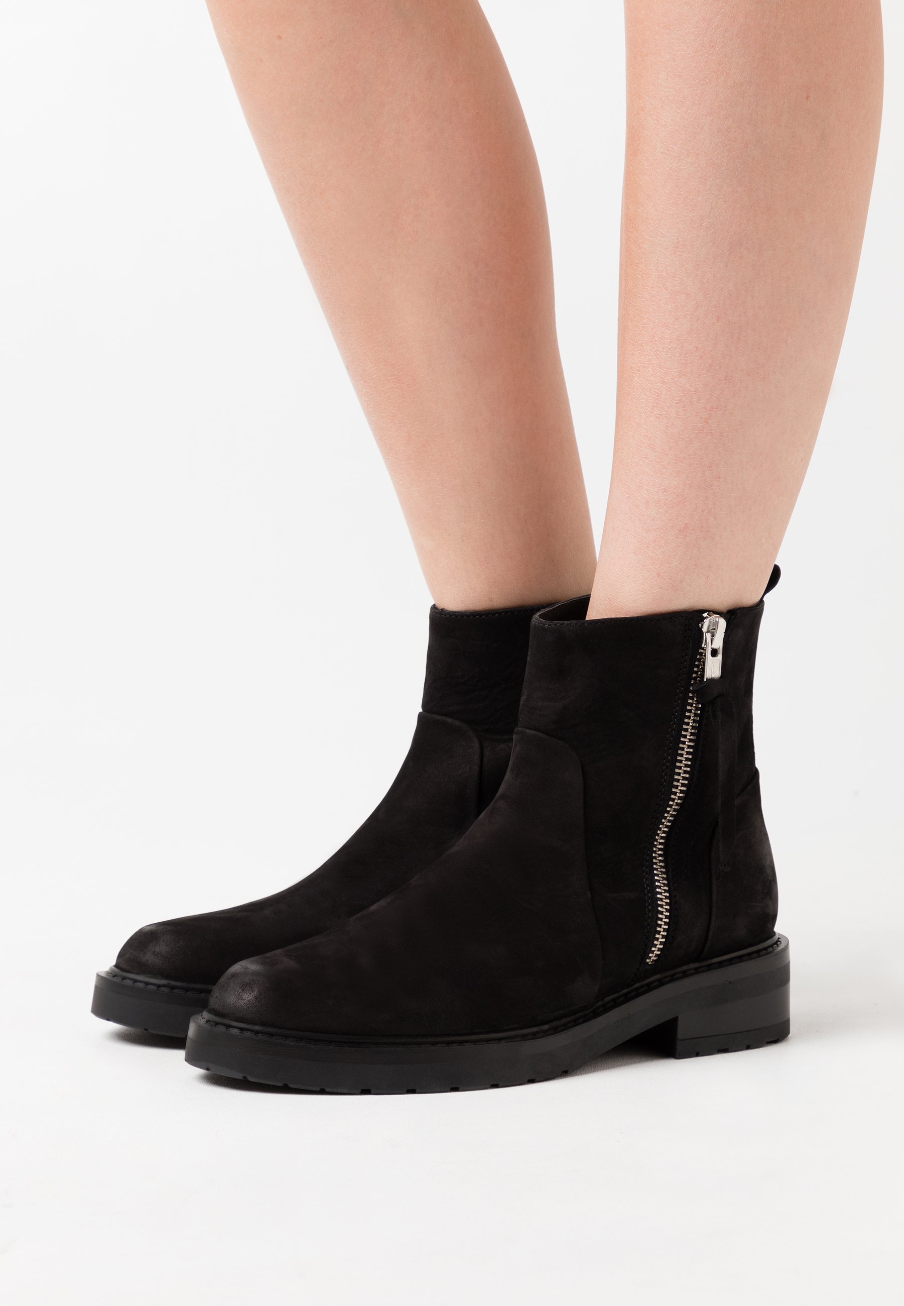 Pavement HEIDI ECO - Korte laarzen - black/Zwart - Zalando.nl