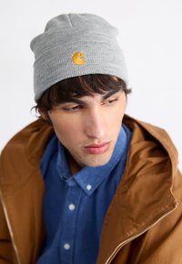 CHASE BEANIE UNISEX - Mütze - grey heather/gold