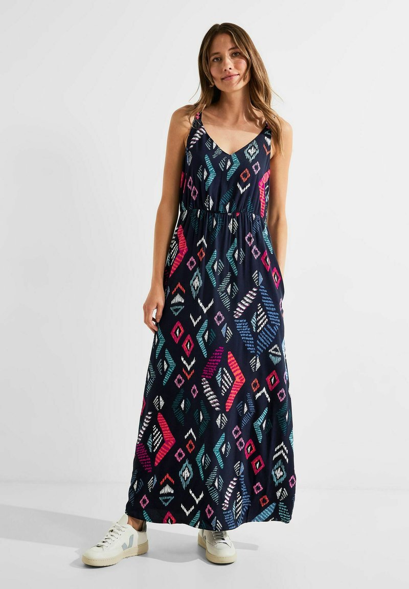 cindy plunge maxi dress in green Cindylou Halter Knit Maxi Dress - Light Olive