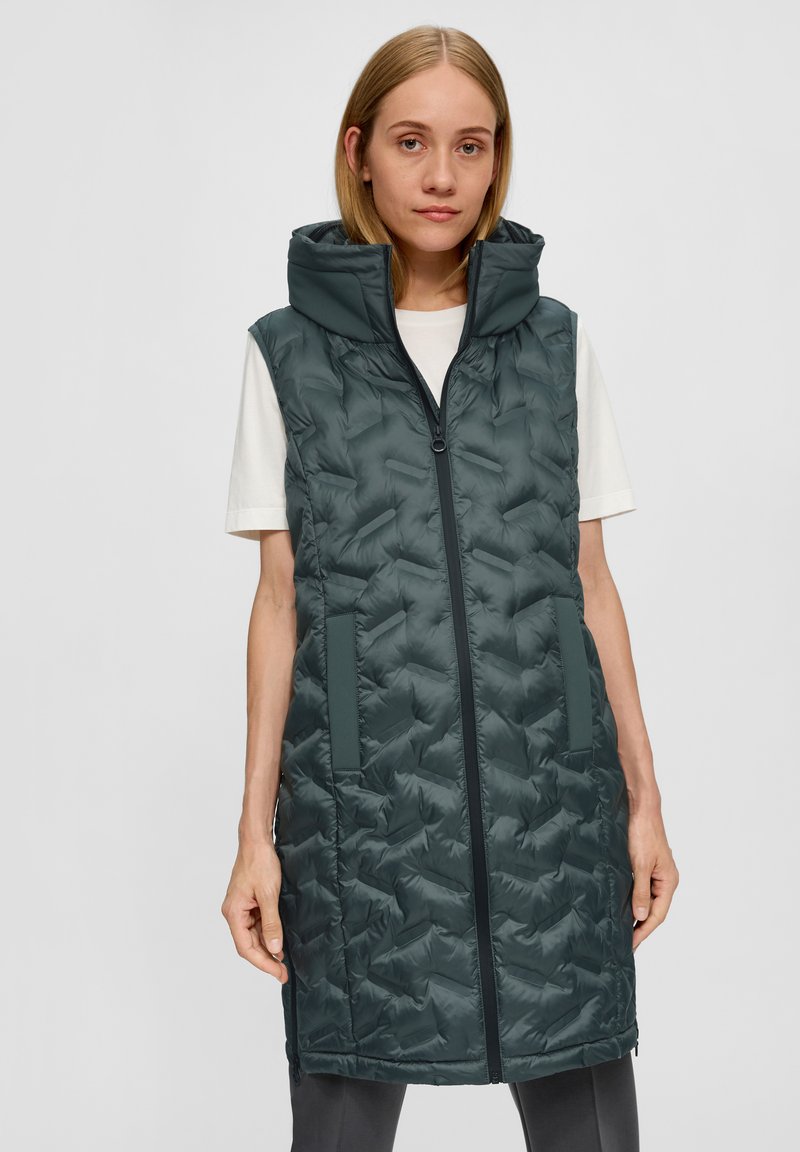 Gepolsterte, dunkelblaugrüne Weste mit hohem Kragen und Kapuze. Verfügt über einen durchgehenden Frontreißverschluss und zwei Seitentaschen. Strukturierte, gestepptes Design.