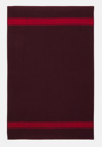 Selecionado, bordeaux/red