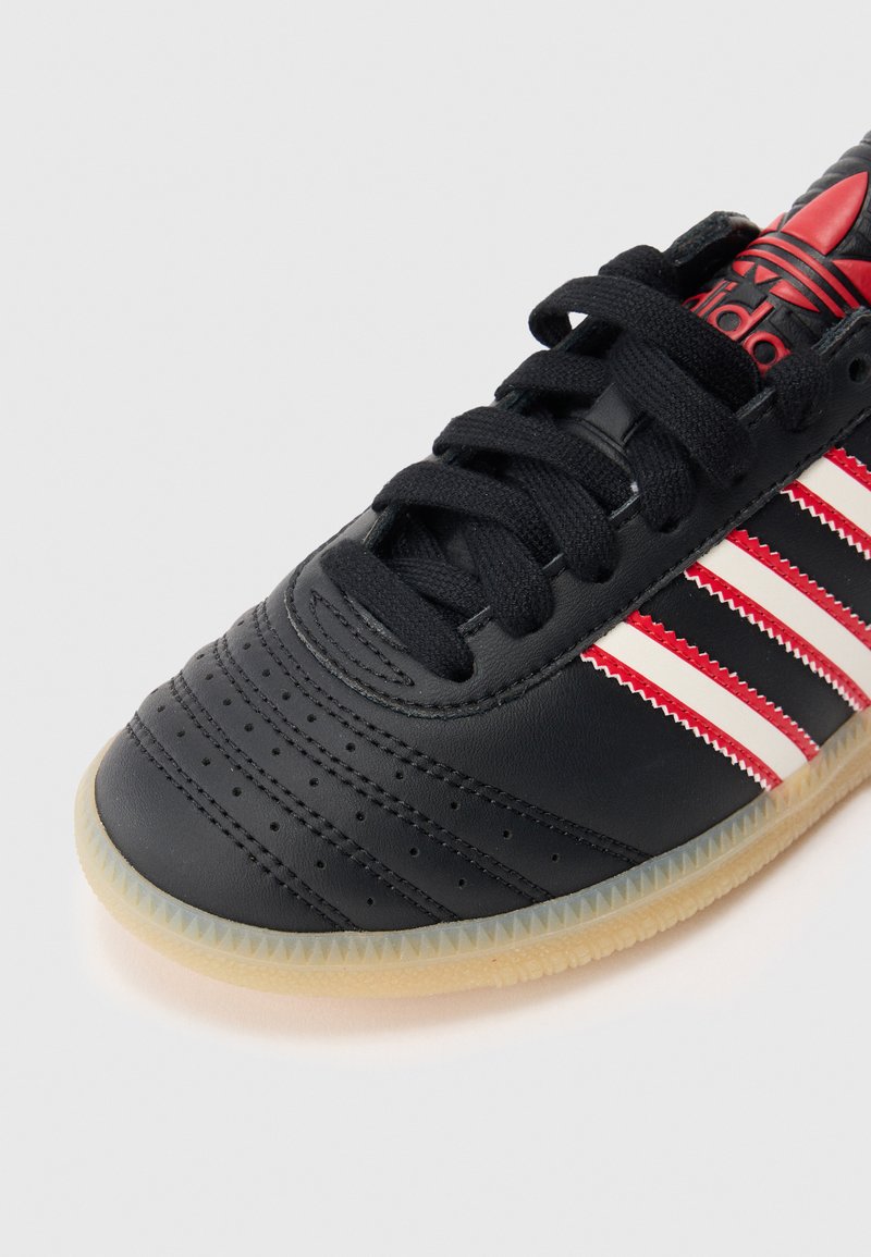 adidas gazelle silver green womens ADIDAS SAMBA NOCI ORIGINAL PATIKI BR 38 – Secondhand MK main image 1
