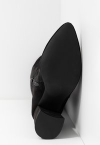 Even&Odd Bottes à talons hauts - black