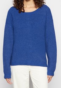 Cream Stickad tröja - blue