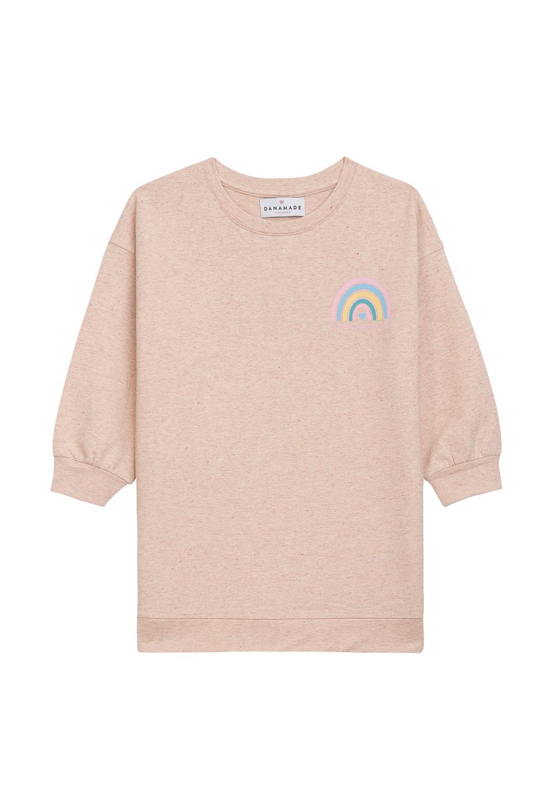 Helles rosa Sweatshirt mit weicher Textur, verfügt über ein kleines Regenbogen-Graphic auf der linken Brust. Hat lange Ärmel und einen abgerundeten Ausschnitt.