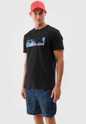4F - T-shirt z nadrukiem