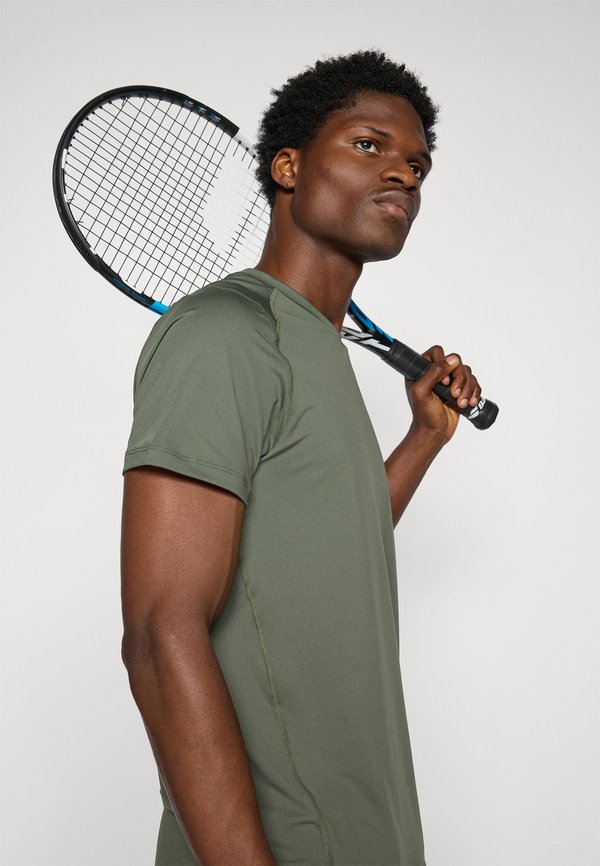 ATHLETIC  - Basic T-shirt - thyme3