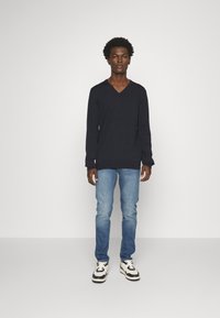 HUGO SAN VREDO - Strickpullover - navy