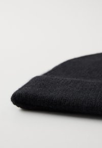 KNITID CLASSIC BEANIE - Muts - black