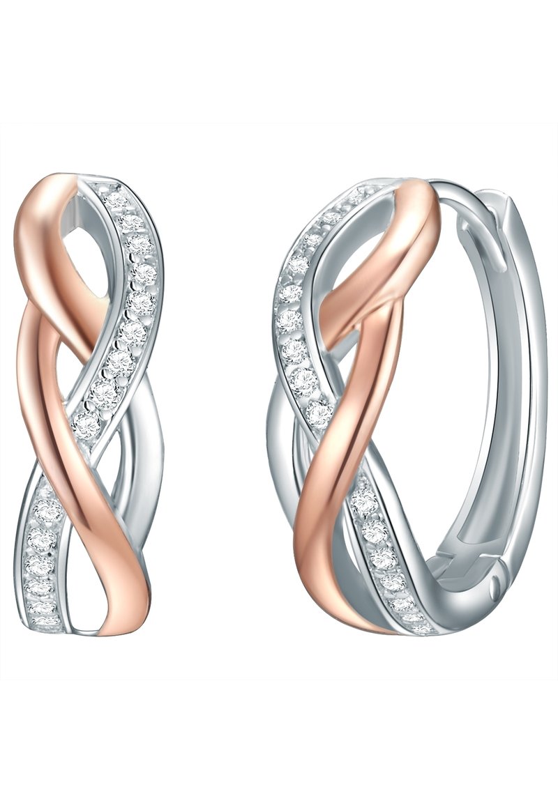 Pendientes de aro en tono rosa y plata diseñados con formas entrelazadas, que presentan una fila de diamantes simulados transparentes a lo largo de un lado.