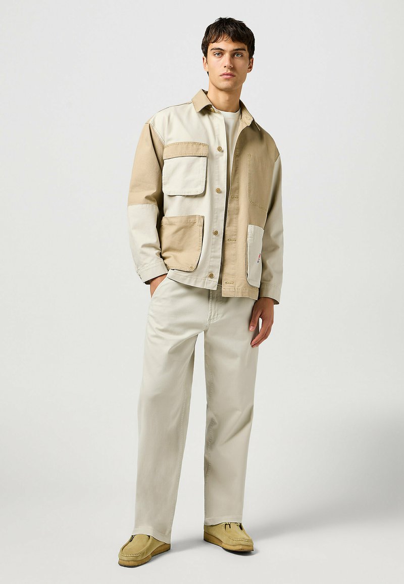 Leichte Jacke