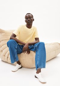 ARMEDANGELS LUALAA - T-Shirt basic - early yellow