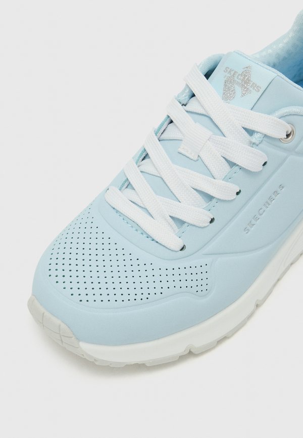 UNO GEN1 - Trainers3