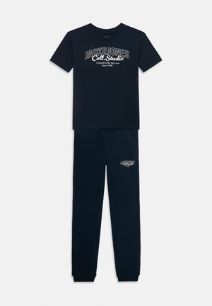 JJMAKOTO SET - T-shirt z nadrukiem