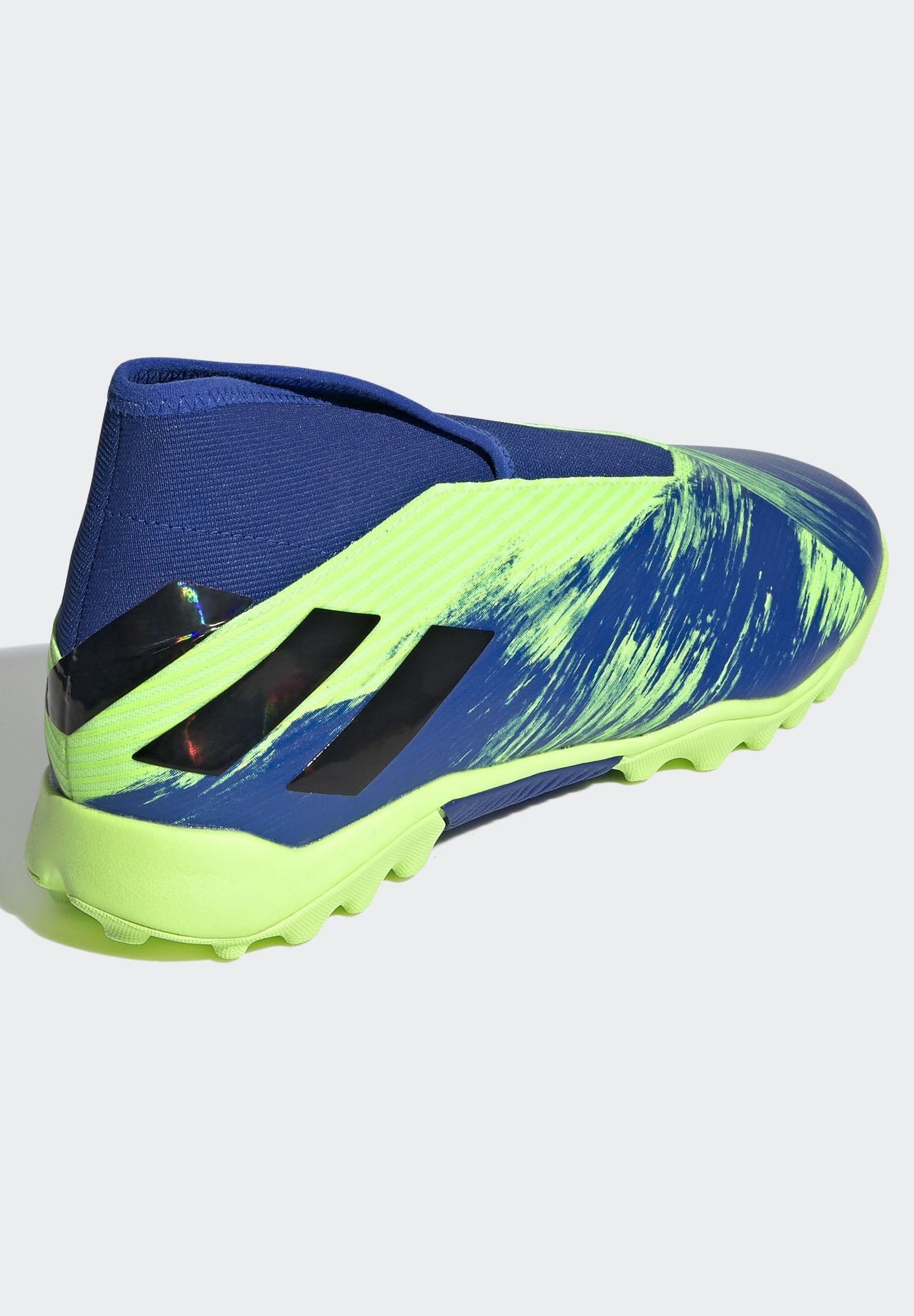 adidas nemeziz astro