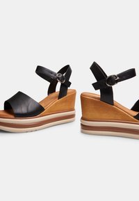 Bata Sandali con plateau - schwarz