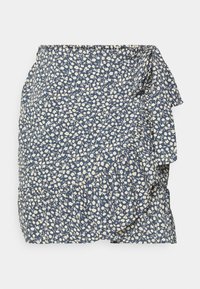 Επιλέχθηκε, blue mirage