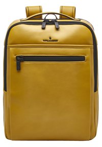 Zaino in pelle gialla con un design elegante, dotato di tasca frontale con zip e zip nere. Spallacci imbottiti doppi per un comfort di trasporto.
