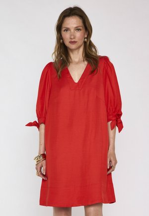Maison 123, ROBES BONA R - Robe de jour - geranium