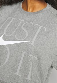 Nike Performance Mikina - mottled dark grey