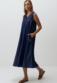 Jimmy Key V NECK SLEEVELESS - Vestito di jeans - blue