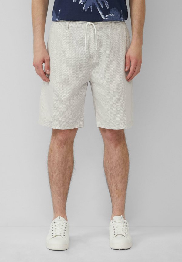 BERMUDA - Shorts - wollweiß