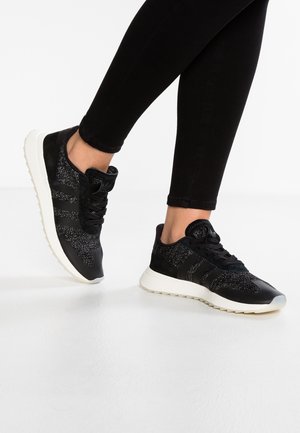 Sneakers laag - black