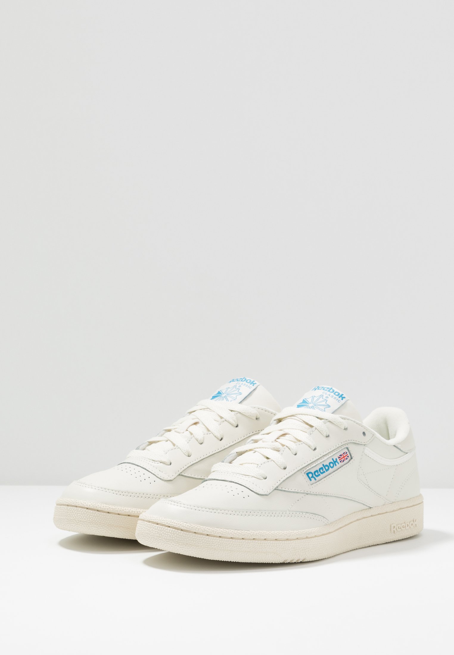 Reebok Classic CLUB C 85 Joggesko chalkpaperwhitecyan Reebok Classic CLUB C 85 Joggesko chalkpaperwhitecyan
