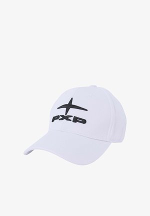 Gorra de béisbol blanca con visera curva que presenta un logo bordado negro en forma de estrella y las letras "PXP" en la parte delantera.
