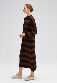 Touché Privé STRIPED  - Sarafanas - black