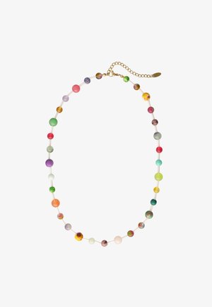 Halskæde med flerfarvede runde perler i forskellige størrelser trænet på gennemsigtig tråd med en guldkæde lås og forlængelse.