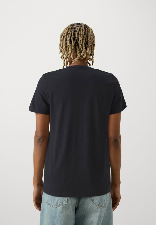 Must-Have Crewneck T-Shirt 5-Pack - Print T-shirt2