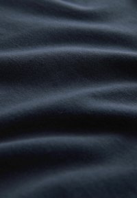 Thumbnail Image 8