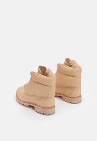 Timberland 6 IN LACE BOOT UNISEX - Stivaletti stringati - light beige full grain